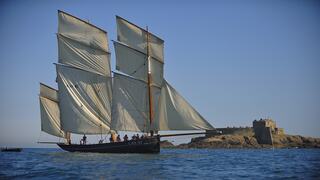 photo docs histoire : Un concert de reggae sur un bateau pirate